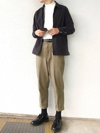 Какие туфли дерби носить с белой водолазкой