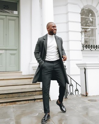 Какие туфли дерби носить с белой водолазкой