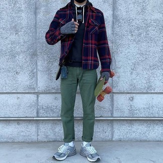 Какой худи носить с белой водолазкой мужчине