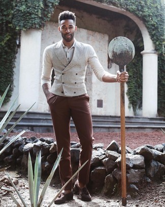 Какие лоферы носить с белым жилетом