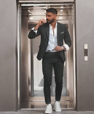 С чем носить белые часы мужчине