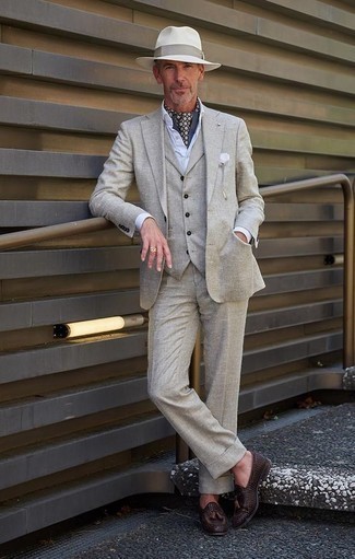 С чем носить белую шерстяную шляпу мужчине