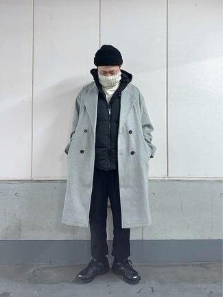 С чем носить белую шерстяную водолазку мужчине