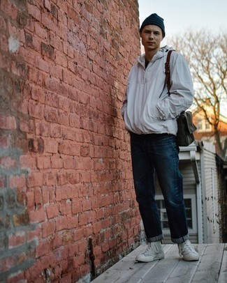 Как носить ветровку с джинсами мужчине