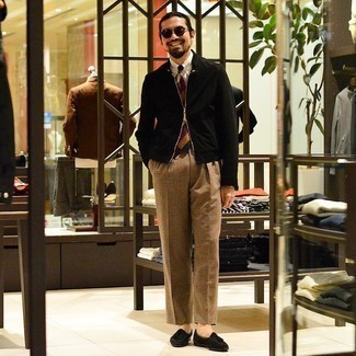 С чем носить шерстяные классические брюки мужчине