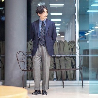 С чем носить шерстяные брюки мужчине
