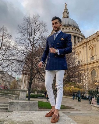 С чем носить кожаные плетеные лоферы с кисточками