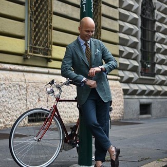 С чем носить кожаные плетеные лоферы с кисточками