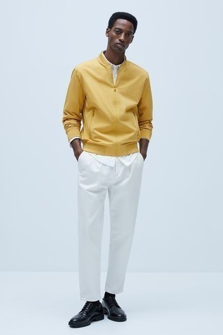 Какие брюки чинос носить с желтым бомбером