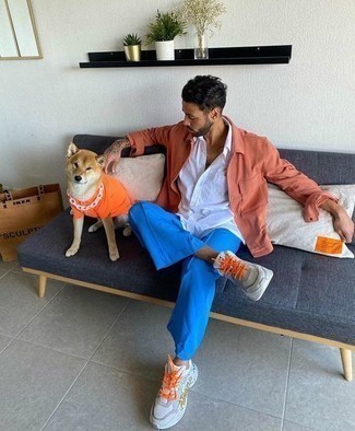 С чем носить желтую куртку мужчине