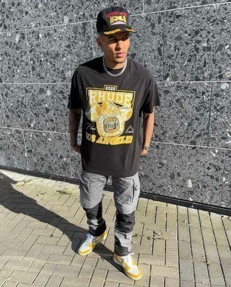 С чем носить желтые кожаные кеды мужчине