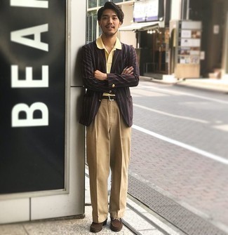 Какие пиджаки носить с желтой футболкой-поло мужчине