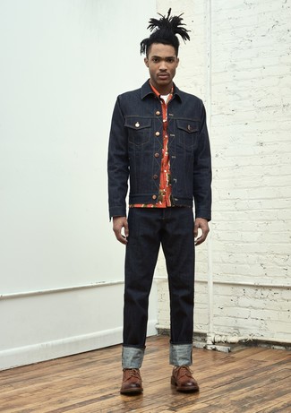 С чем носить желтую рубашку с принтом мужчине