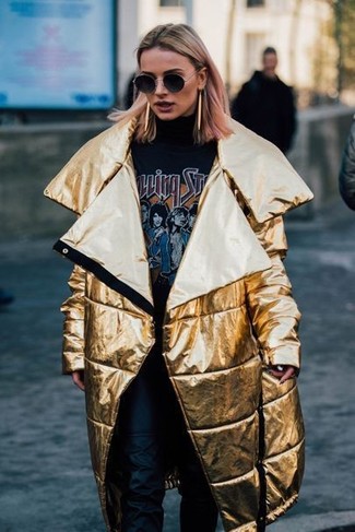 С чем носить желтый пуховик женщине