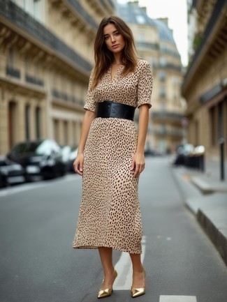 С чем носить желтые туфли