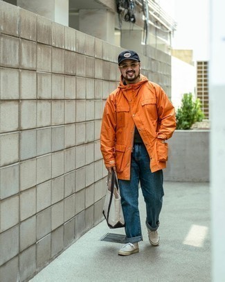 С чем носить желтый дождевик мужчине