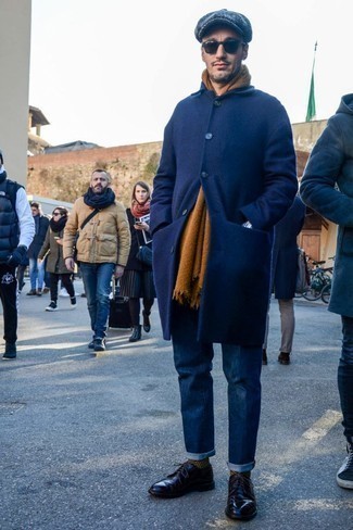 С чем носить желтый шарф мужчине