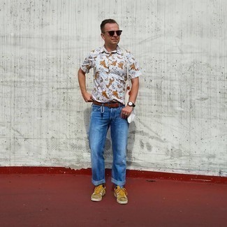 С чем носить желтые кеды мужчине