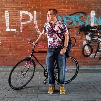 С чем носить желтые кеды мужчине