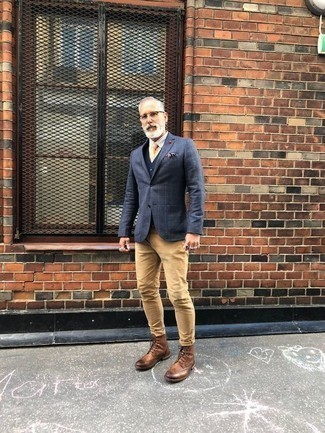 С чем носить желтый галстук мужчине