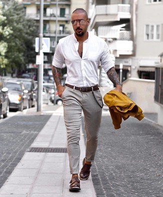 С чем носить желтую университетскую куртку мужчине