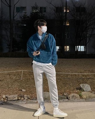 С чем носить свитер с воротником на молнии мужчине