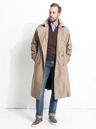 Как носить свитер с воротником на молнии с плащом мужчине