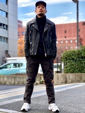 Как носить свитер на молнии с брюками чинос