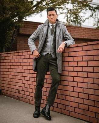 Как носить свитер на молнии с длинным пальто