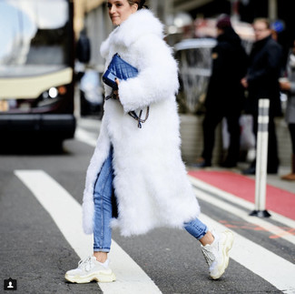 Женская синяя кожаная сумка от Givenchy