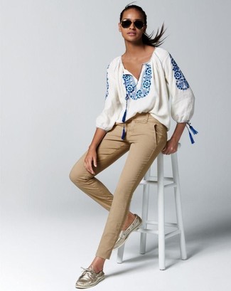 Бело-синяя блуза-крестьянка с вышивкой от Madewell