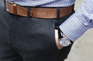 Какие рубашки с длинным рукавом носить с серыми классическими брюками мужчине: Рубашка с длинным рукавом в паре с серыми классическими брюками поможет создать незабываемый мужской лук.