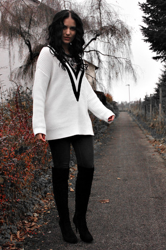 Женский бело-черный свитер с v-образным вырезом от Asos