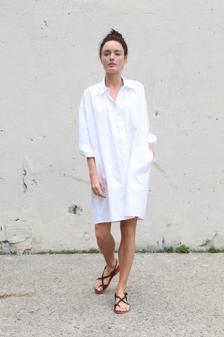 Белое платье-рубашка от Alexander McQueen