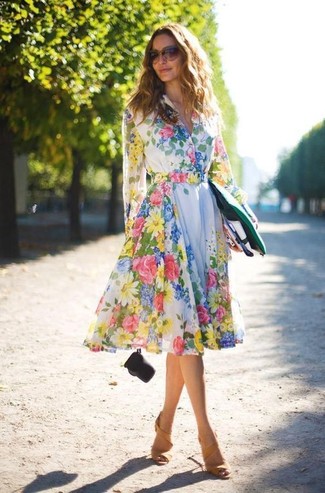 Белое шифоновое платье с плиссированной юбкой с цветочным принтом от AX Paris