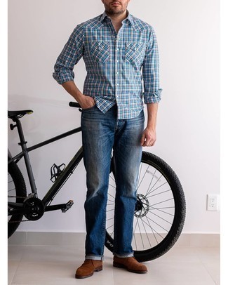 Какие джинсы носить с бирюзовой рубашкой с длинным рукавом в 30 лет мужчине: Бирюзовая рубашка с длинным рукавом будет выглядеть великолепно с джинсами. В этот лук не составит труда интегрировать пару коричневых замшевых ботинок дезертов.