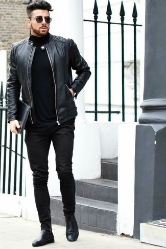 Как носить черные джинсы с черной водолазкой в 30 лет мужчине: Черная водолазка и черные джинсы будет замечательной идеей для простого ансамбля на каждый день. Этот образ обретет новое прочтение в паре с черными кожаными ботинками челси.
