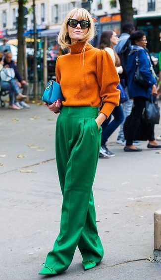 С чем носить зеленые туфли весна: Фанаткам стиля business casual придется по вкусу тандем оранжевой вязаной водолазки и зеленых широких брюк. В паре с этим нарядом наиболее выгодно смотрятся зеленые туфли. Когда холодная пора меняется на весну, мы снимаем зимнюю одежду и хотим выглядеть по-весеннему прекрасно и незабываемо. Такое сочетание вещей станет чудесным источником стильного вдохновения.