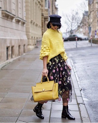 Желтая кожаная сумка-саквояж от Dolce & Gabbana