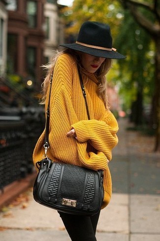 С чем носить шляпу в 30 лет женщине: Горчичный свободный свитер и шляпа — хорошая формула для воплощения приятного и простого ансамбля.