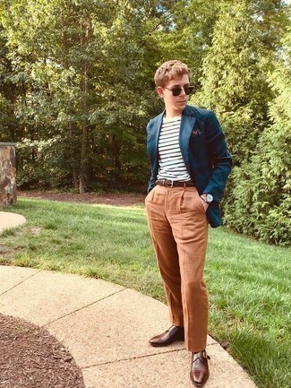 С чем носить темно-синий двубортный пиджак в 20 лет мужчине: Такое сочетание темно-синего двубортного пиджака и табачных классических брюк можно надеть и на деловой обед, и на неофициальное мероприятие. Закончи ансамбль коричневыми кожаными монками, если не хочешь, чтобы он получился слишком строгим.