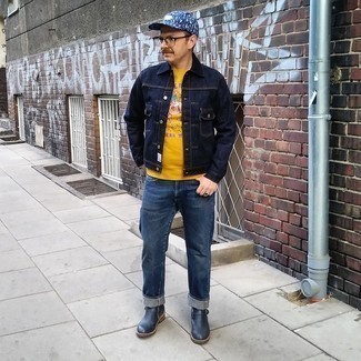 Какие джинсы носить с желтым свитшотем в 30 лет мужчине осень: Желтый свитшот и джинсы — беспроигрышный вариант, если ты хочешь составить лёгкий, но в то же время модный мужской образ. Хочешь сделать ансамбль немного строже? Тогда в качестве дополнения к этому луку, выбери темно-синие кожаные ботинки челси. Когда ты одет модно, настроение на высоте, даже если на улице по-осеннему хмуро и уныло.