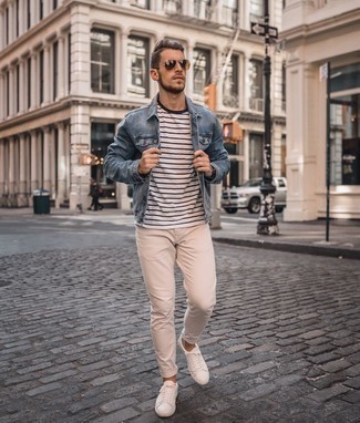 Какие джинсовые куртки носить с светло-коричневыми джинсами мужчине: Сочетание джинсовой куртки и светло-коричневых джинсов — замечательный пример современного городского стиля. В сочетании с этим луком наиболее уместно будут выглядеть белые кожаные низкие кеды.