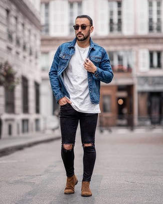 Какие джинсы носить с темно-коричневыми ботинками челси мужчине весна в стиле кэжуал: Синяя джинсовая куртка и джинсы — превосходная формула для воплощения привлекательного и практичного лука. Думаешь сделать образ немного элегантнее? Тогда в качестве дополнения к этому ансамблю, обрати внимание на темно-коричневые ботинки челси. С приходом весны мы скидываем теплую зимнюю одежду и встает вопрос о том, что носить, чтобы выглядеть по-весеннему притягательно и стильно. Такой образ послужит превосходным вдохновением.
