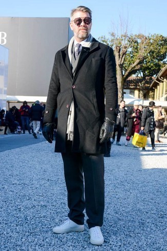 Мужские черные кожаные перчатки от Moschino