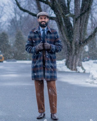Какие пиджаки носить с коричневыми ботинками челси мужчине зима: Несмотря на то, что этот ансамбль выглядит довольно-таки сдержанно, образ из пиджака и коричневых классических брюк всегда будет по душе стильным мужчинам, но также пленяет при этом дамские сердца. Коричневые ботинки челси помогут сделать образ не таким официальным. Как видишь, это довольно-таки теплое и классное сочетание для морозной зимней погоды.