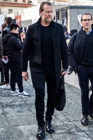 Черное длинное пальто от Helmut Lang