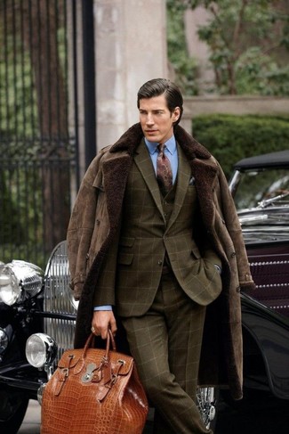 С чем носить темно-коричневую сумку мужчине в холод в деловом стиле: Темно-коричневая дубленка и темно-коричневая сумка — классный образ для мужчин, которые постоянно в движении.