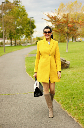 Женское желтое пальто от Asos