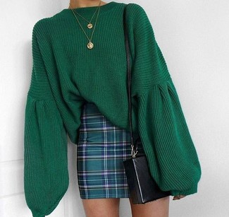 С чем носить зеленый свитер женщине осень в спортивном стиле: Зеленый свитер и темно-зеленая мини-юбка в шотландскую клетку — беспроигрышный наряд для веселого выходного дня. Разве это не крутой вариант в тоскливую осеннюю погоду?